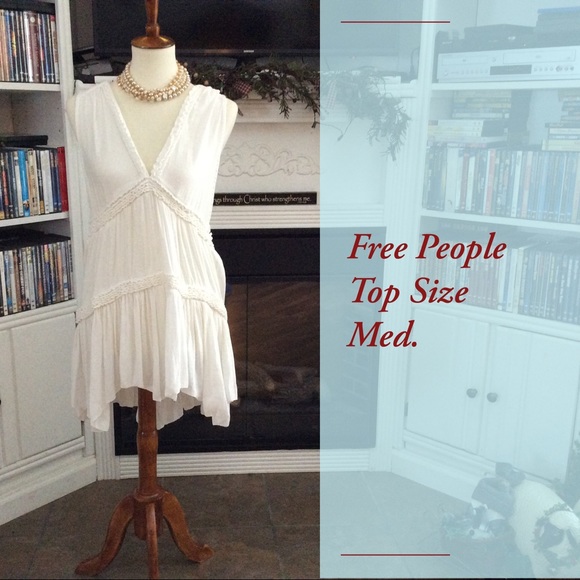 Free People Tops - Free People Flowy White Tunic Tank Size M